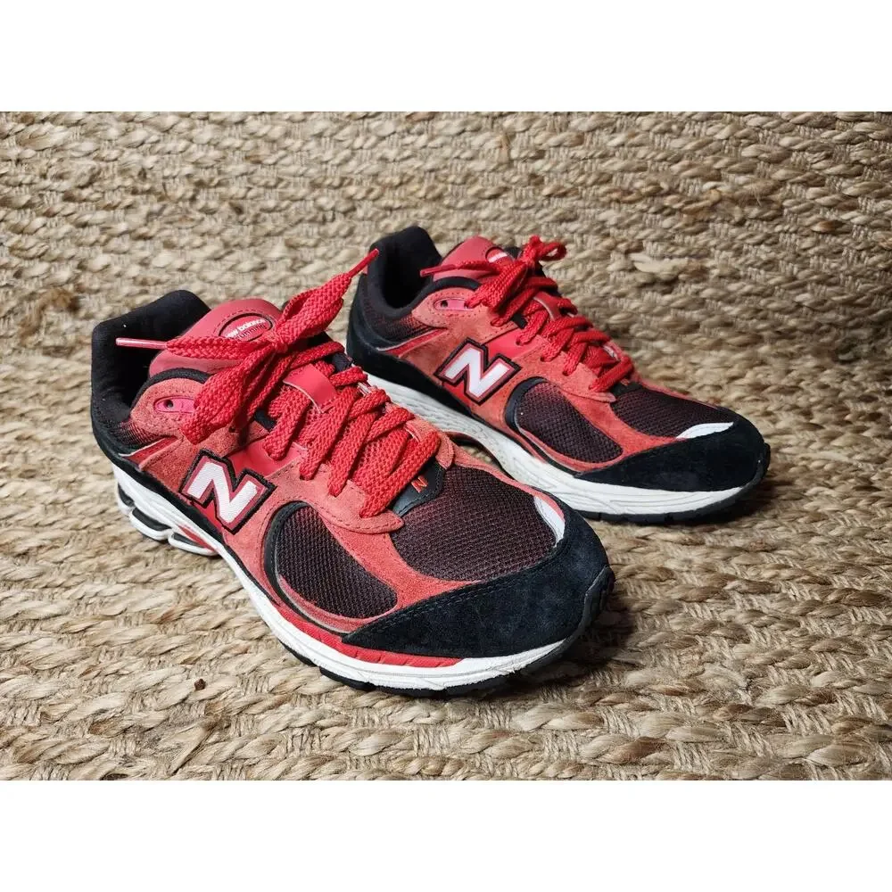 New Balance 2002R Red Suede Mesh Athletic Sneakers Red Black Mens 8 Women's 9.5